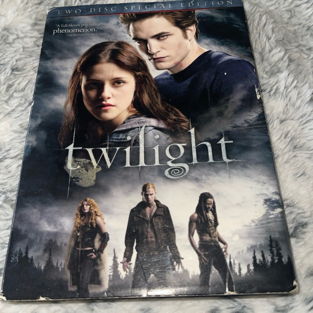Twilight Two Disc Special Edition DVD